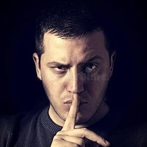 Meet your Posher, Eric